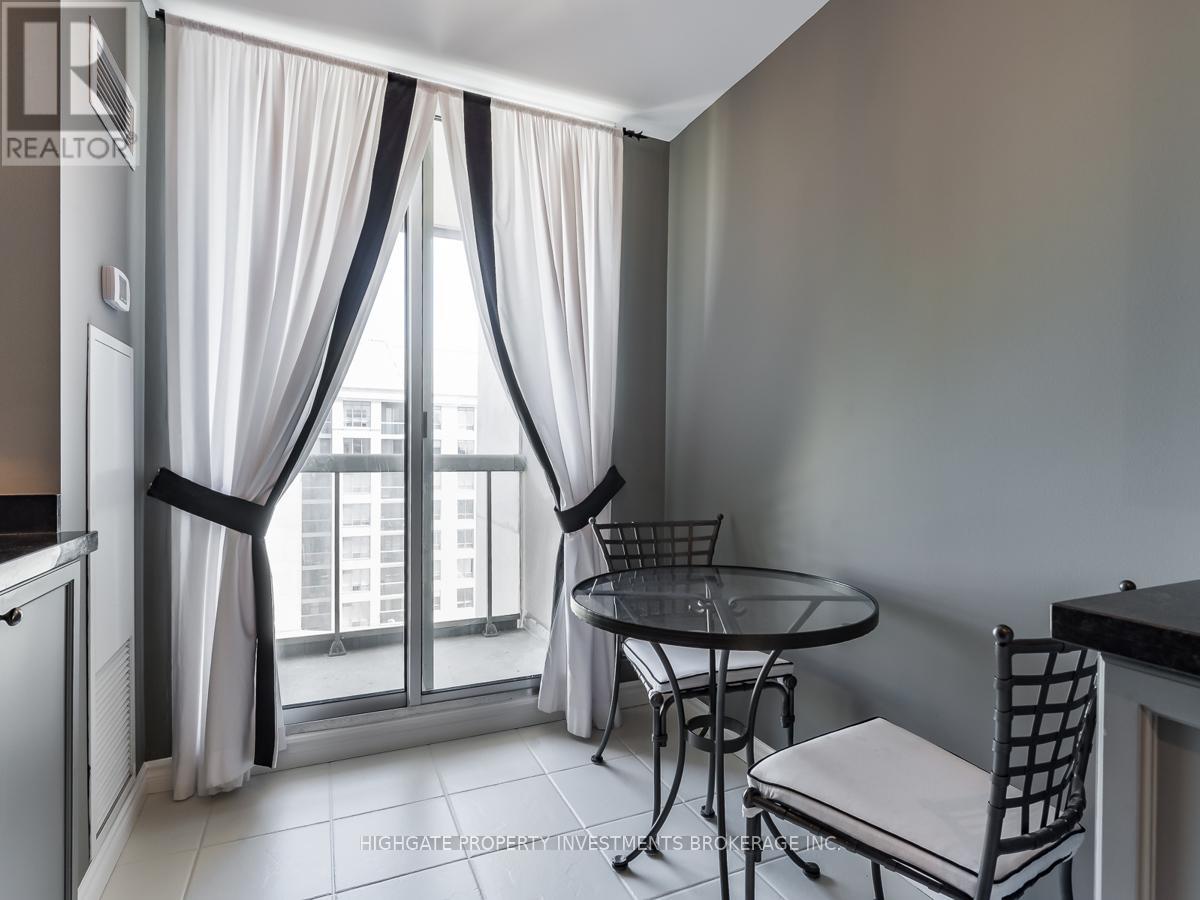 1201 - 195 Merton Street, Toronto, Ontario  M4S 3H6 - Photo 6 - C14034188