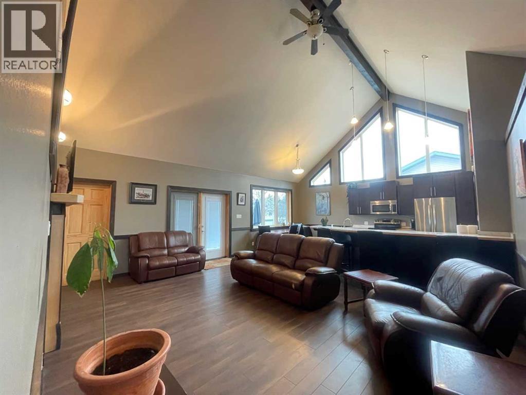 810 7 Ave