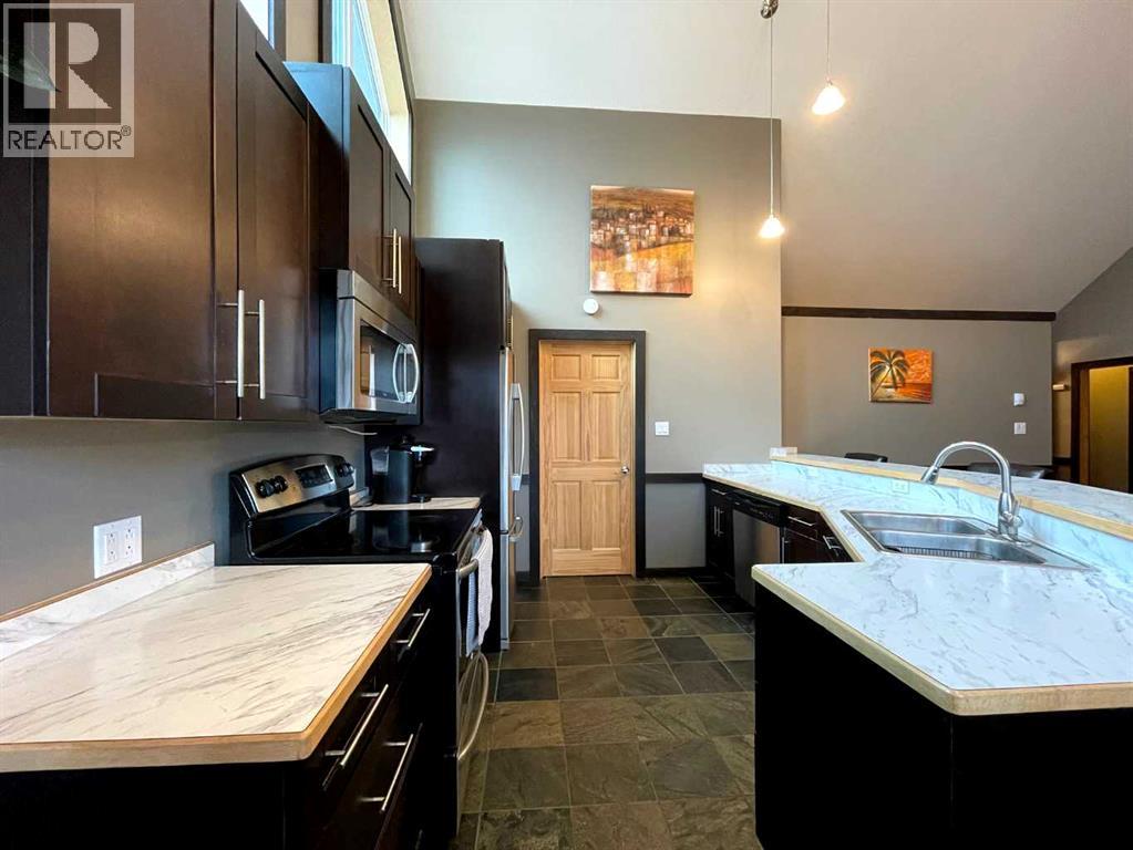 810 7 Ave