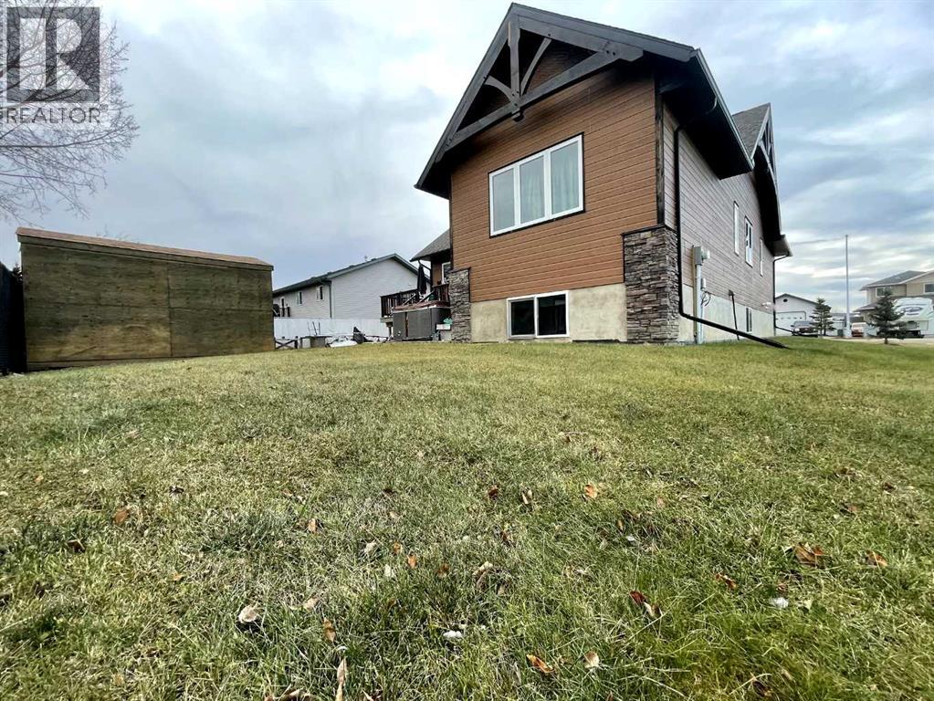 810 7 Ave