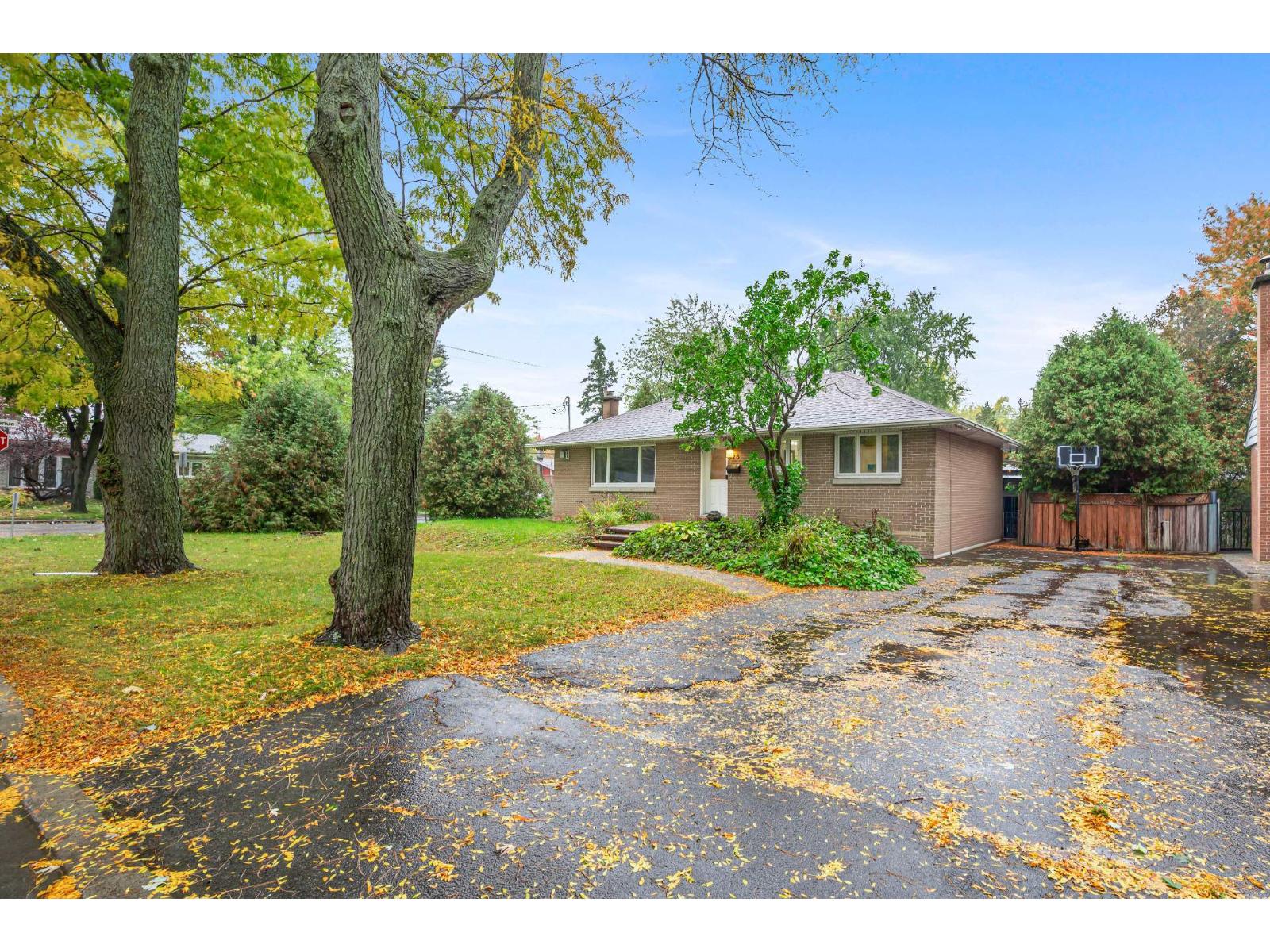 373 Rue Caron Vaudreuil-Dorion Quebec Canada J7V1R8 2