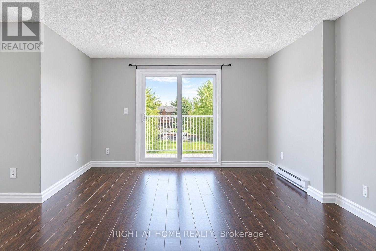 56 - 508 Essa Road, Barrie, Ontario  L0M 1A0 - Photo 3 - S14034114