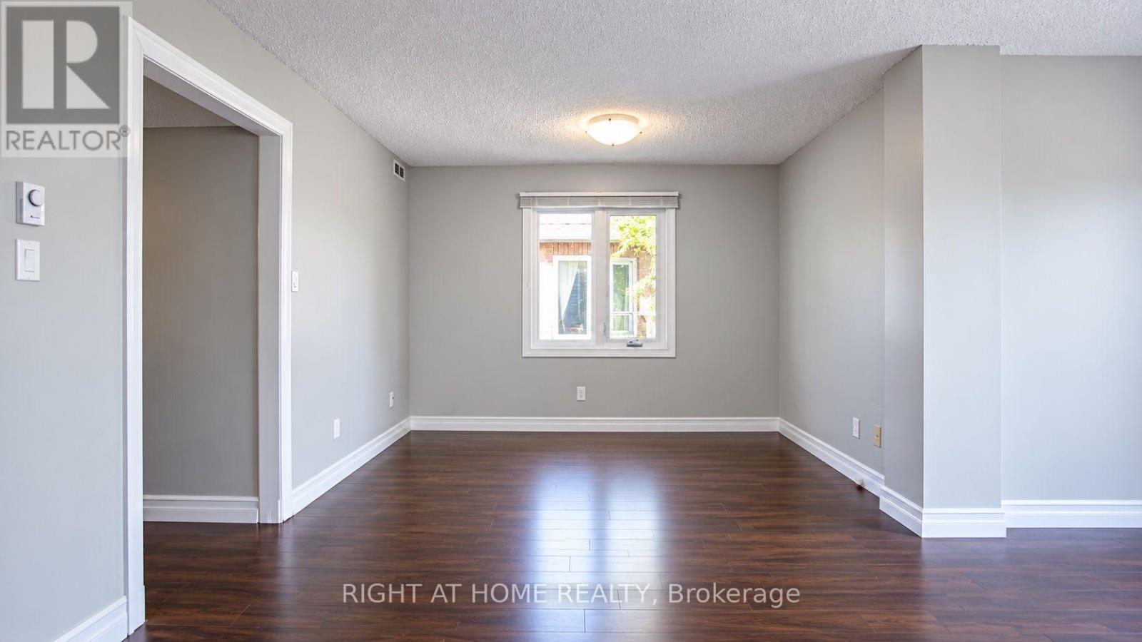 56 - 508 Essa Road, Barrie, Ontario  L0M 1A0 - Photo 4 - S14034114