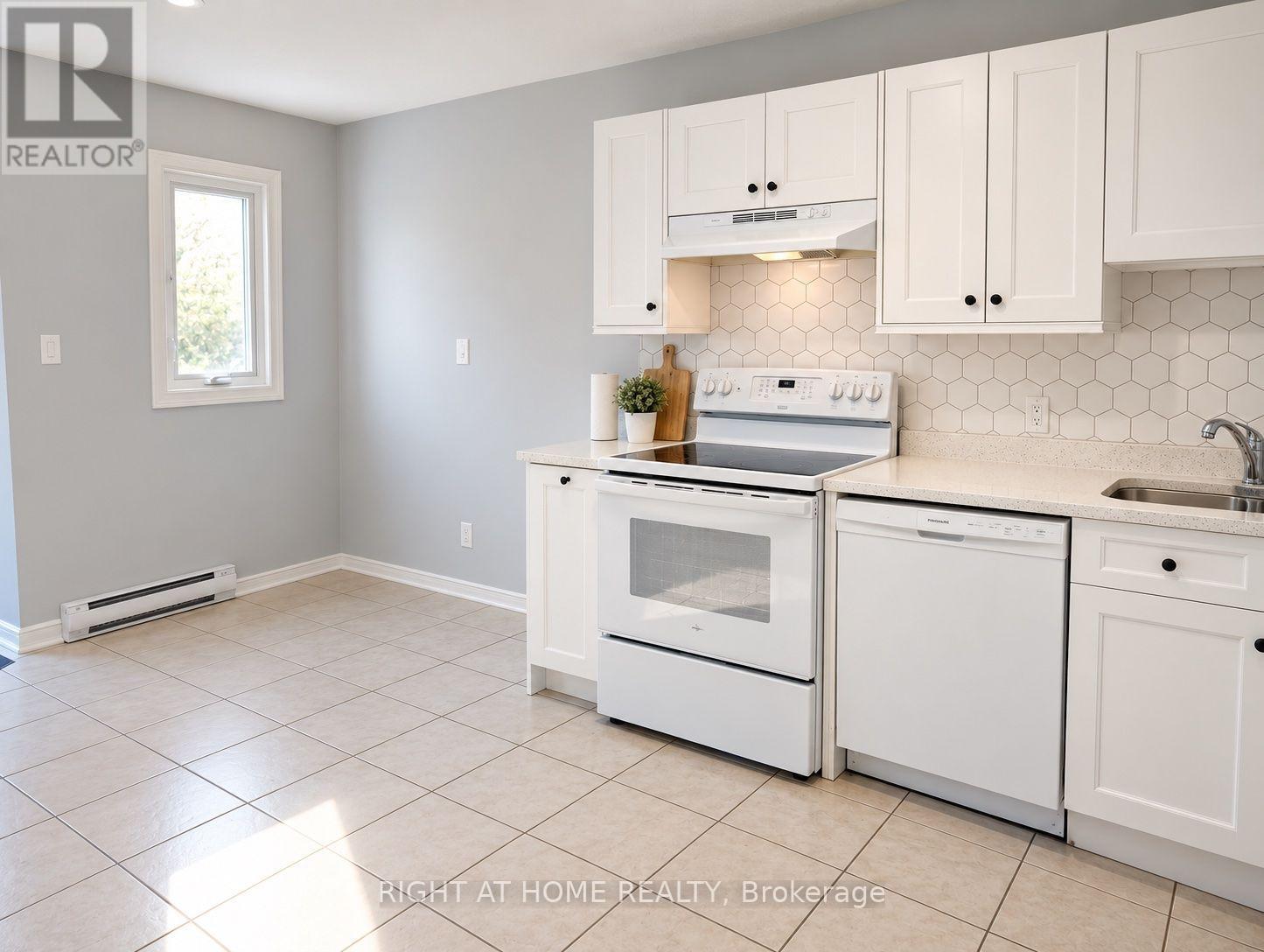 56 - 508 Essa Road, Barrie, Ontario  L0M 1A0 - Photo 5 - S14034114