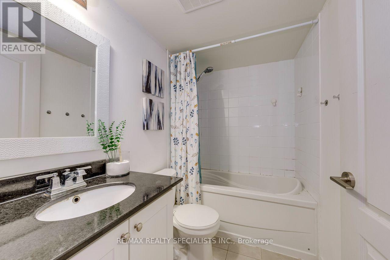 103 - 812 Landsdowne Avenue, Toronto, Ontario  M6H 4K5 - Photo 20 - W14034140