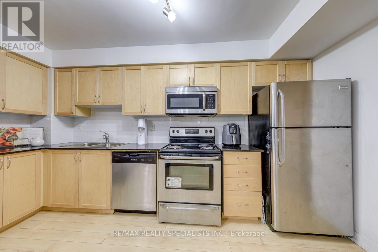 103 - 812 Landsdowne Avenue, Toronto, Ontario  M6H 4K5 - Photo 9 - W14034140