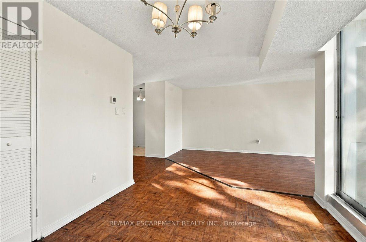 322 - 1300 Marlborough Court, Oakville, Ontario  L6H 2S2 - Photo 16 - W14034176