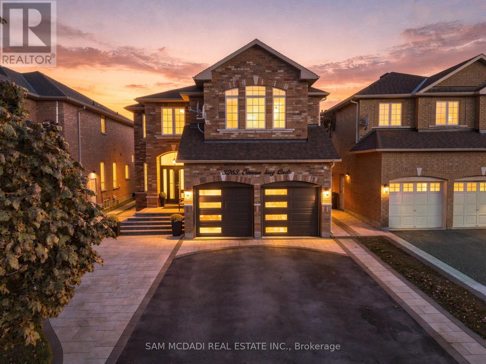 3263 CRIMSON KING CIRCLE, Mississauga, Ontario