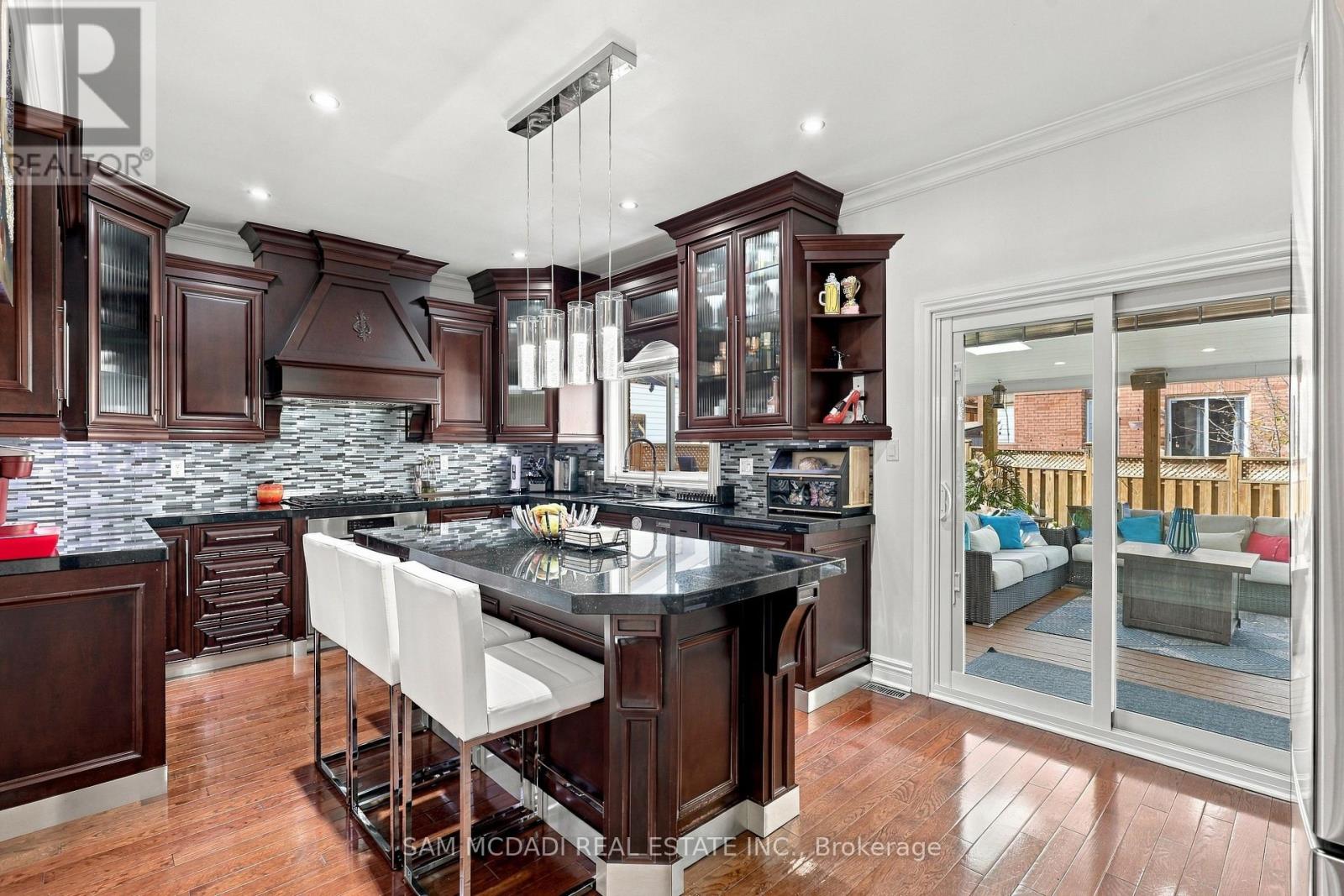 3263 Crimson King Circle, Mississauga, Ontario  L5N 8M8 - Photo 11 - W14034192
