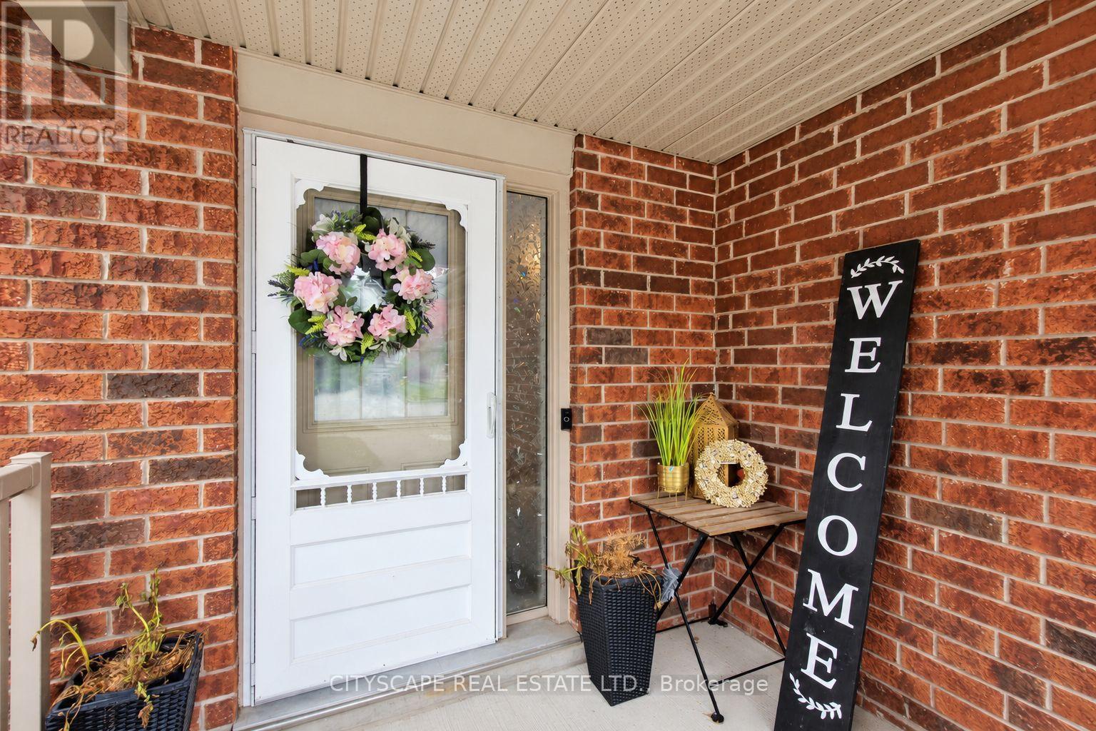 24 Gees Way, Cambridge, Ontario  N3C 4M5 - Photo 2 - X14034110