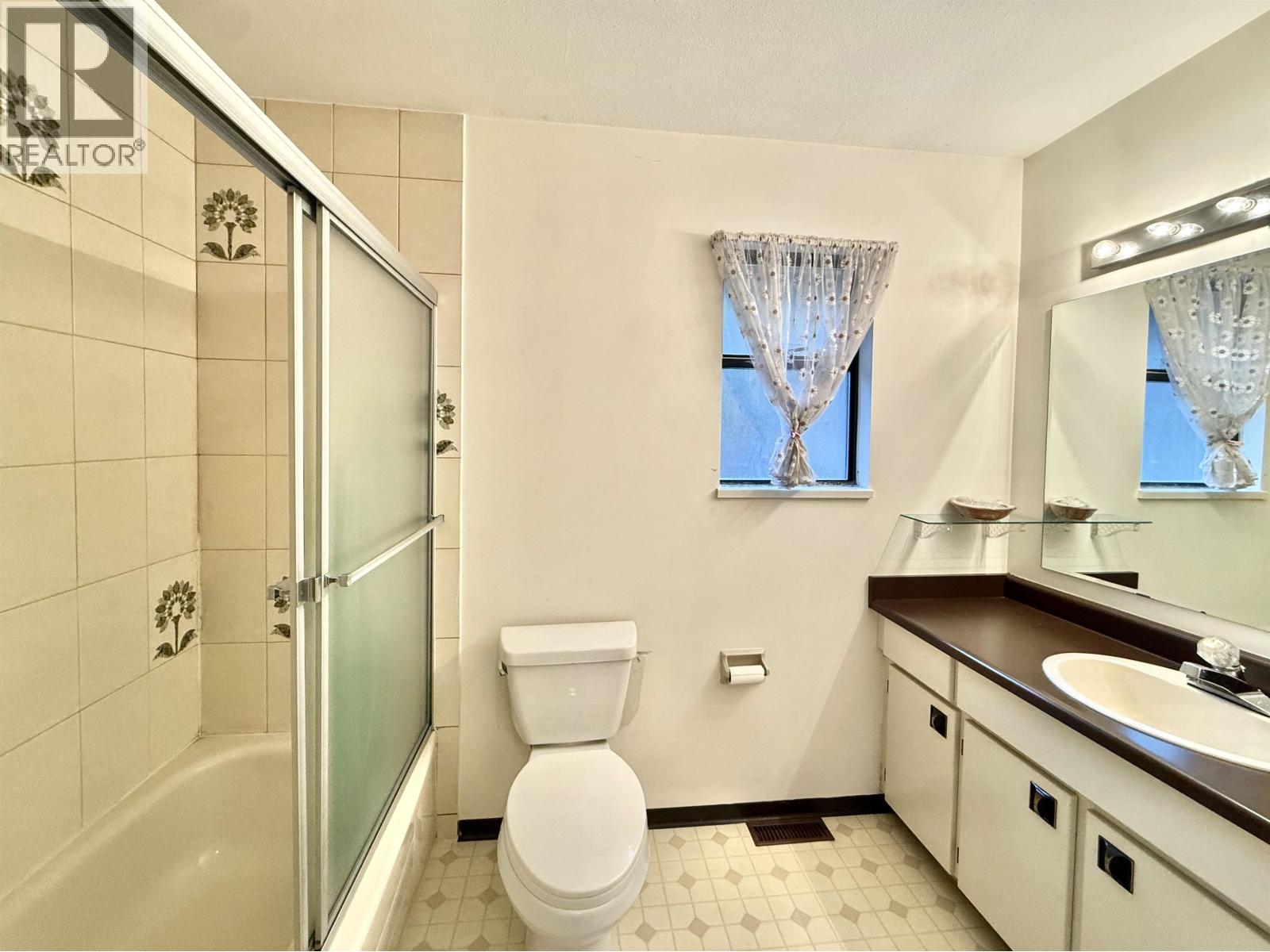 7209 Bridlewood Court, Burnaby, British Columbia  V5A 4A4 - Photo 5 - R3174591