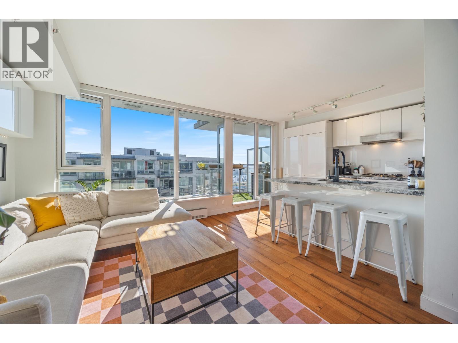PH9 188 KEEFER STREET, Vancouver, British Columbia