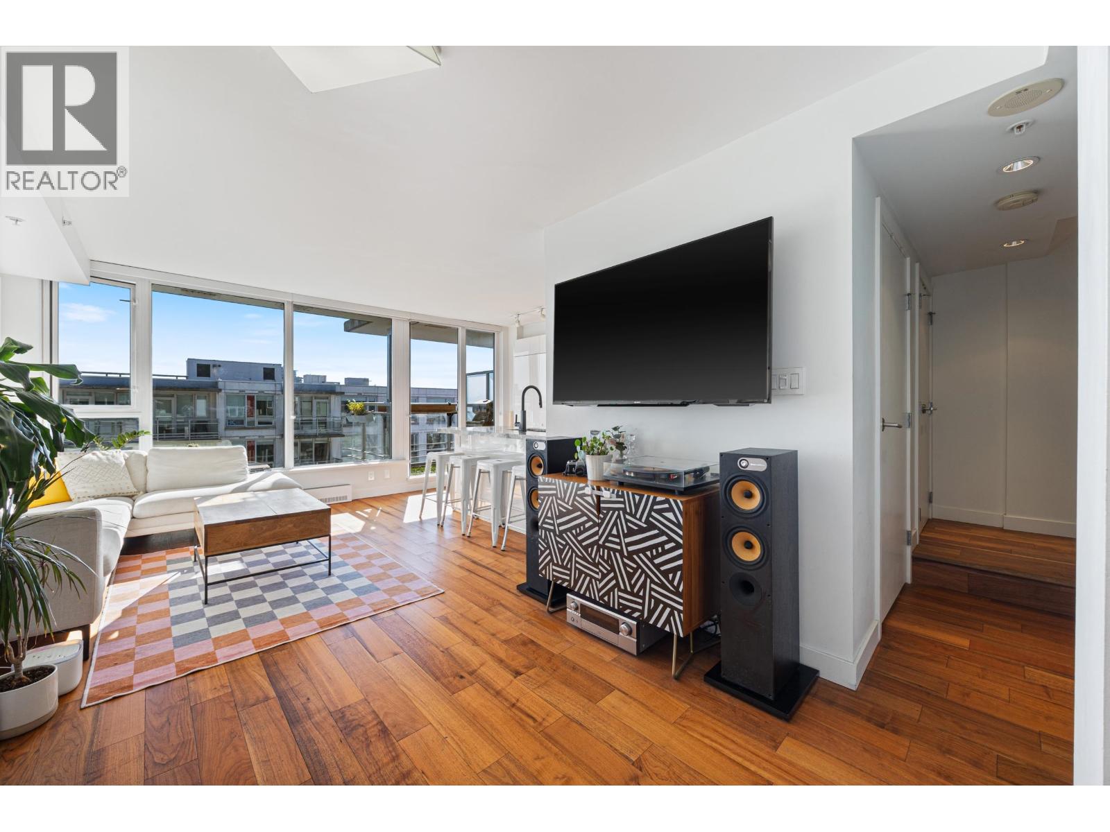Ph9 188 Keefer Street, Vancouver, British Columbia  V6A 0E3 - Photo 13 - R3174611