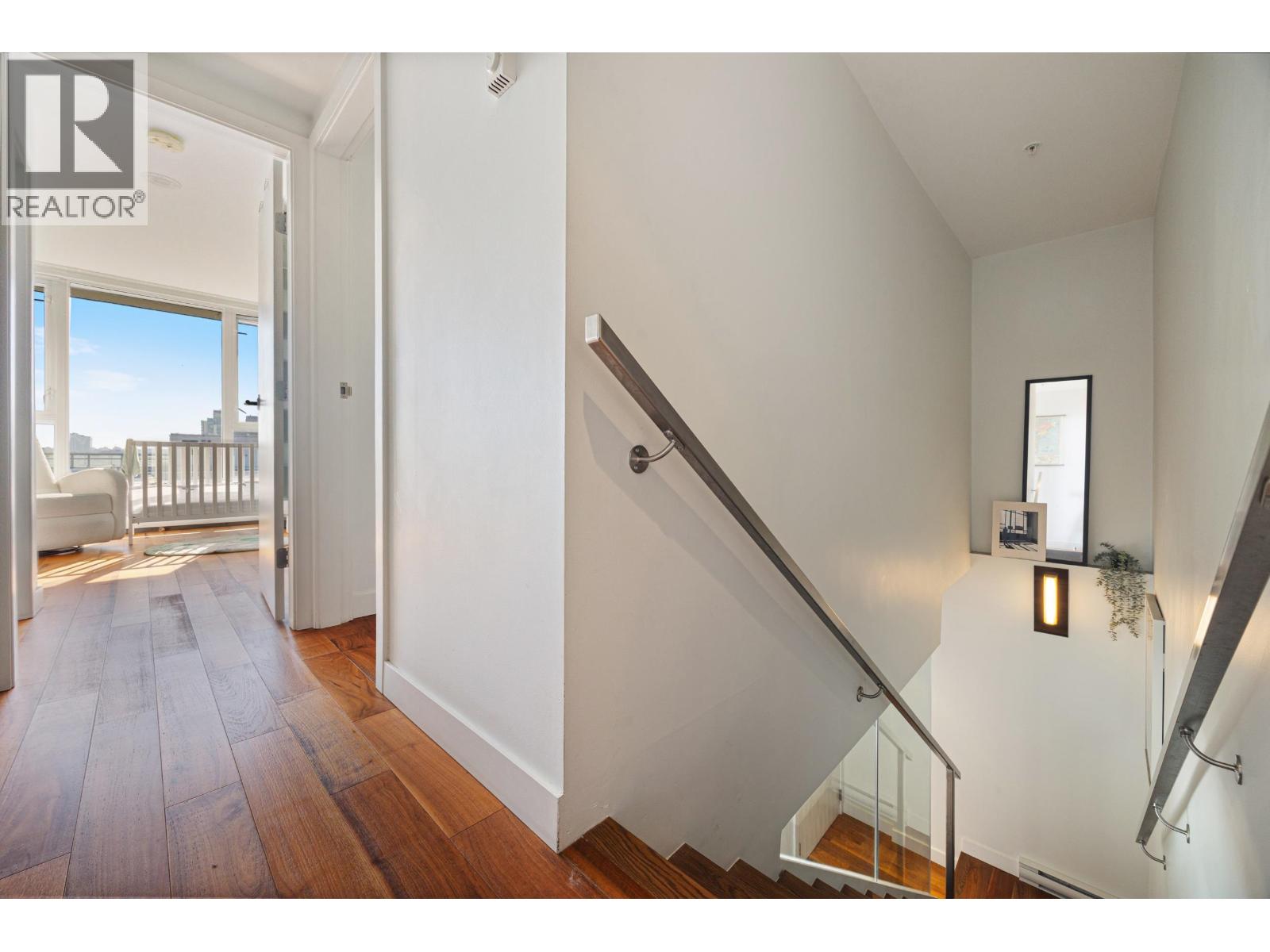 Ph9 188 Keefer Street, Vancouver, British Columbia  V6A 0E3 - Photo 16 - R3174611