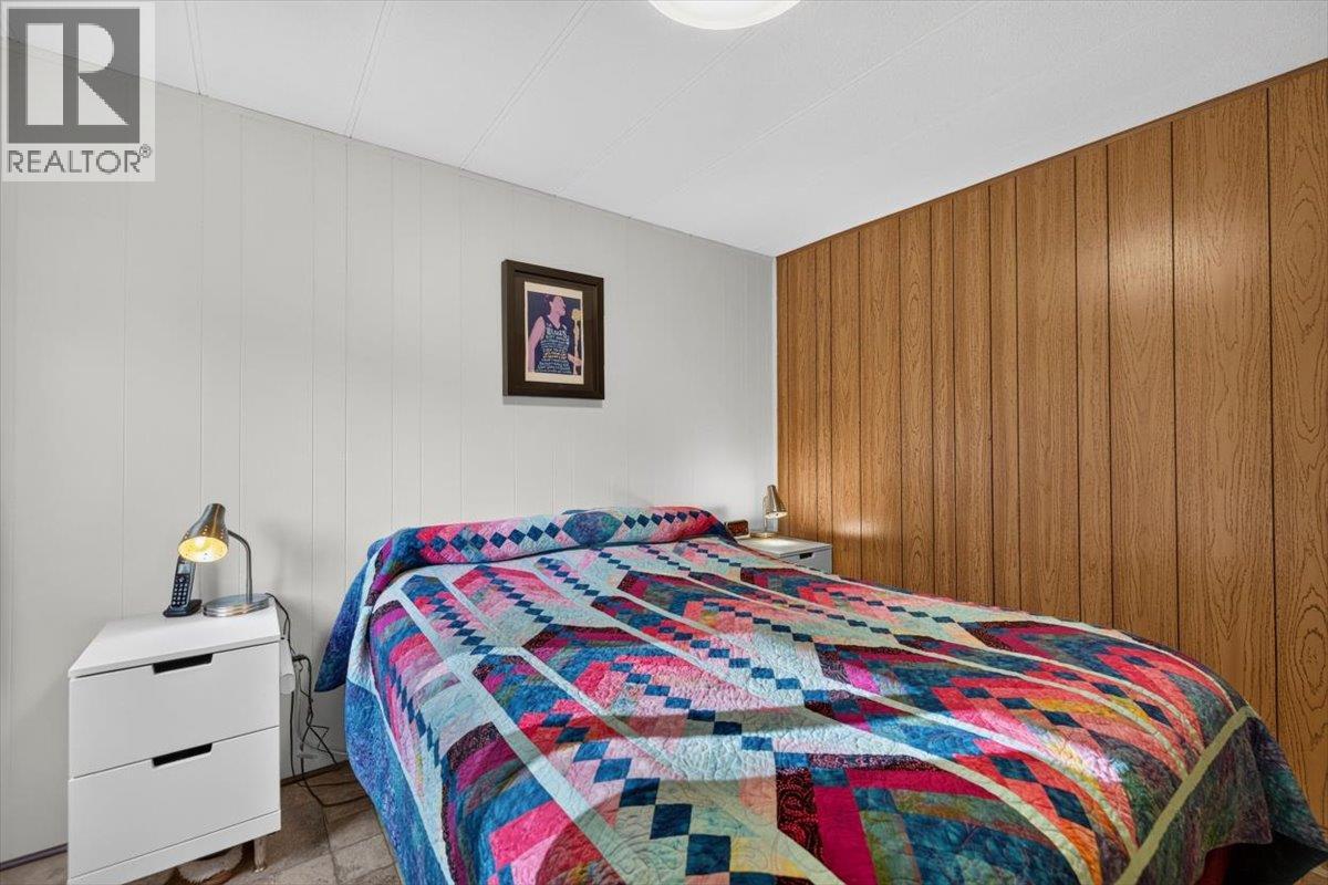 9882 Victoria Street, Fernie, British Columbia  V0B 1M5 - Photo 52 - 10403370
