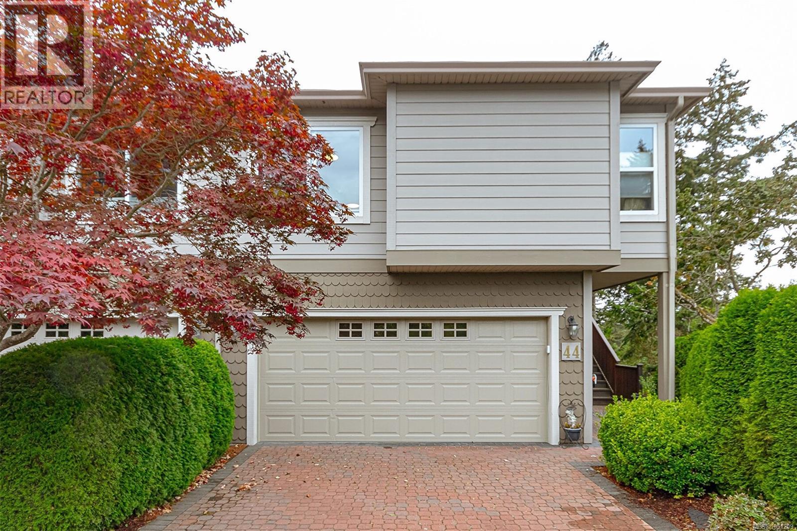 44 118 Aldersmith Pl, View Royal, British Columbia  V9A 7M9 - Photo 3 - 1051209