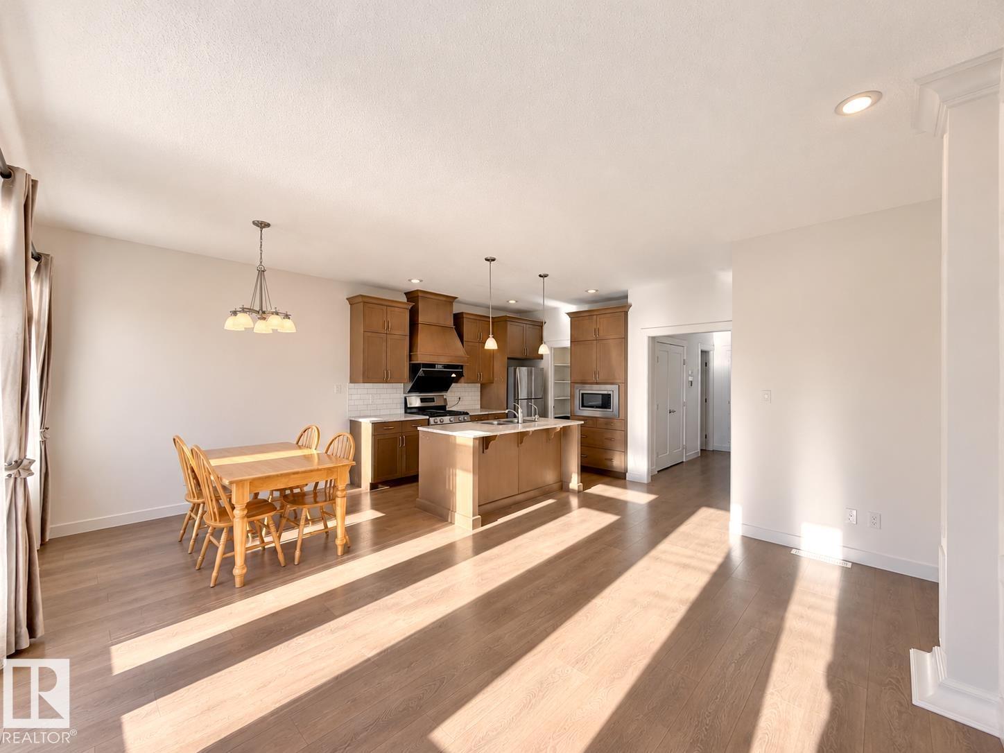 129 AMBERLEY WY