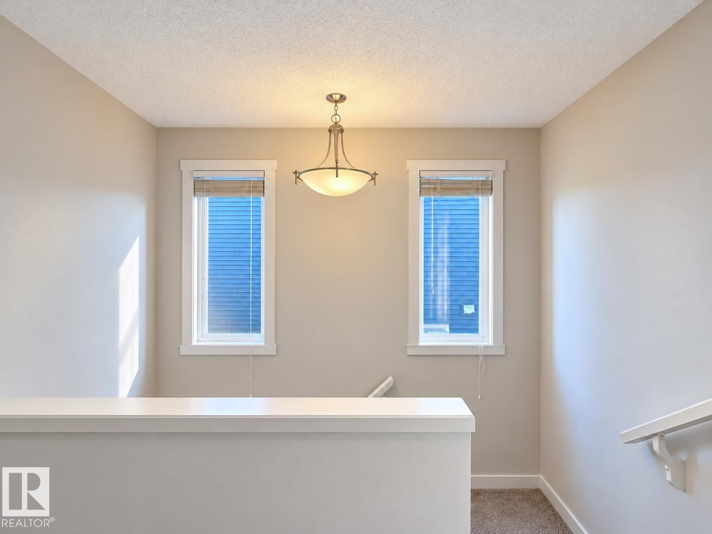 129 AMBERLEY WY