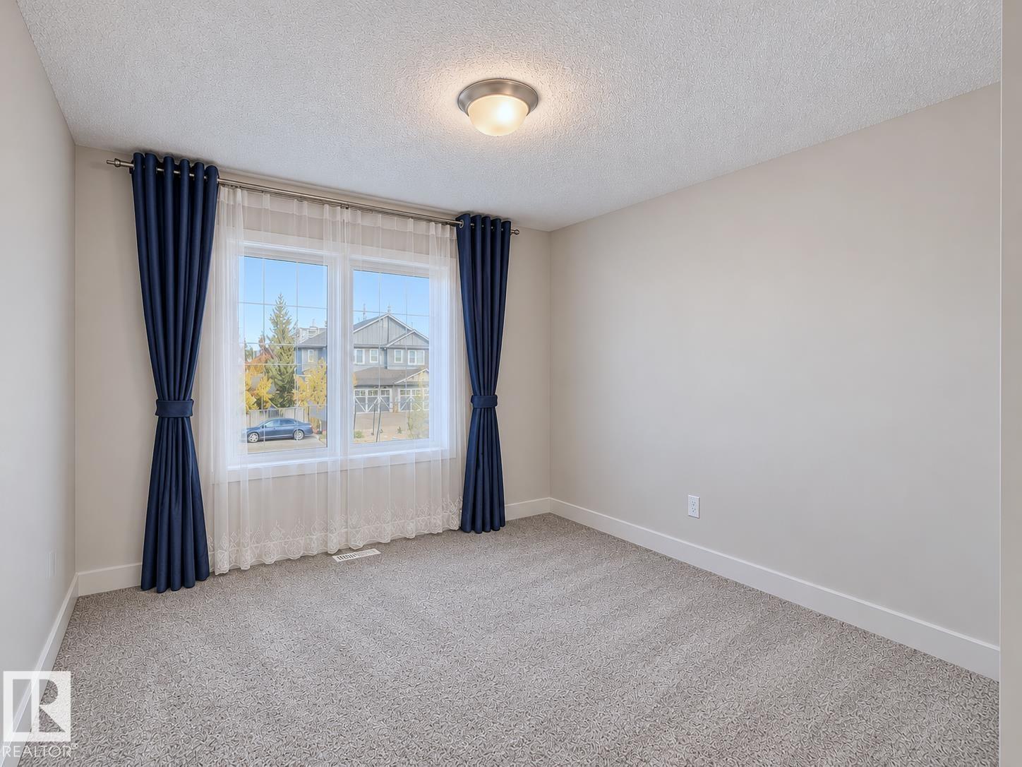 129 AMBERLEY WY