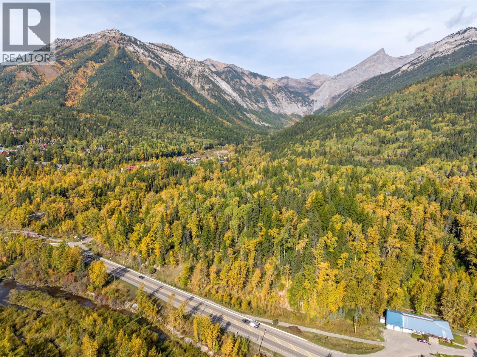 200 Canyon Trail, Fernie, British Columbia  V0B 1M5 - Photo 5 - 10402402
