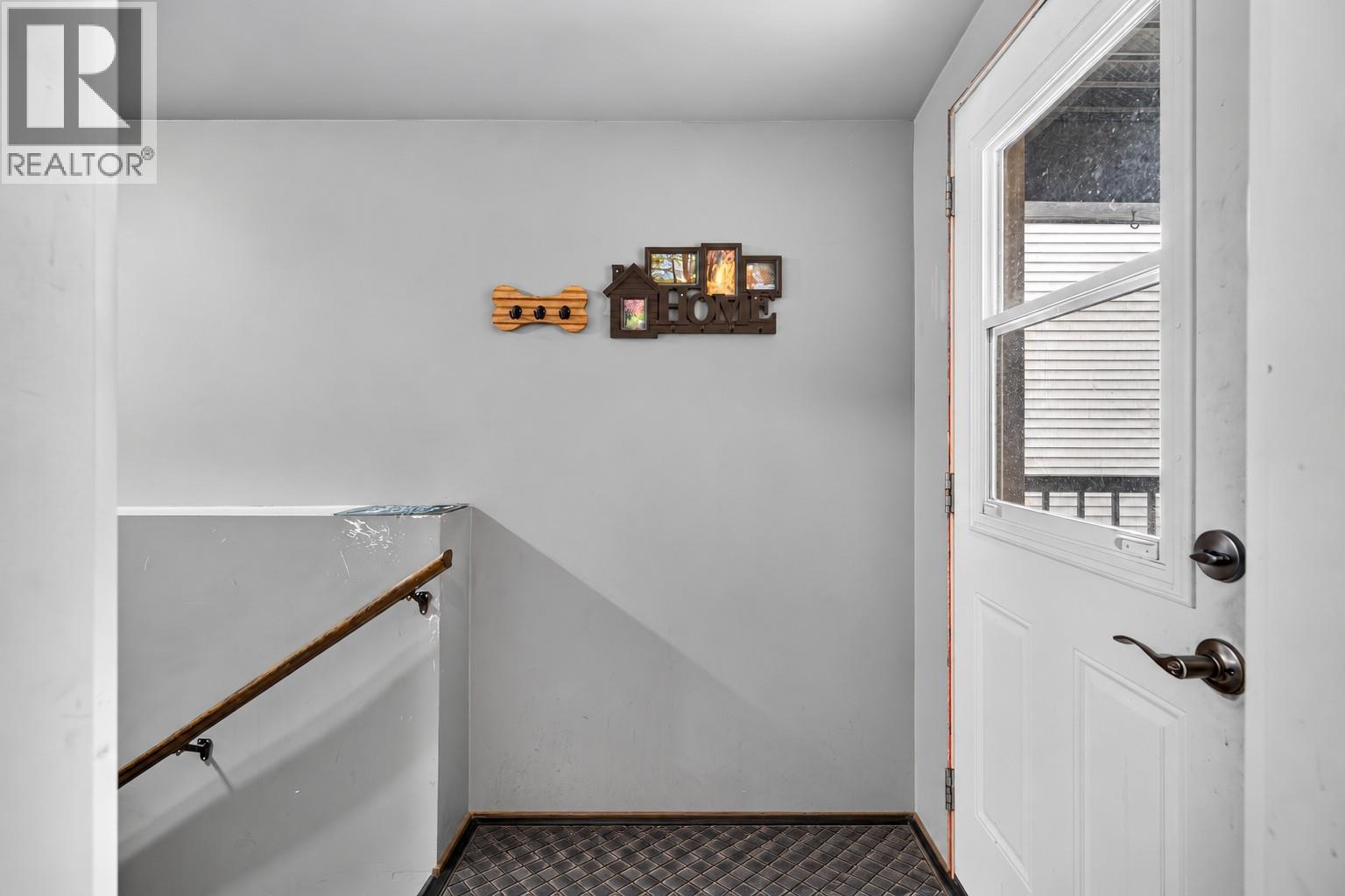 1410 Walnut Avenue, Merritt, British Columbia  V1K 1L3 - Photo 3 - 10403604