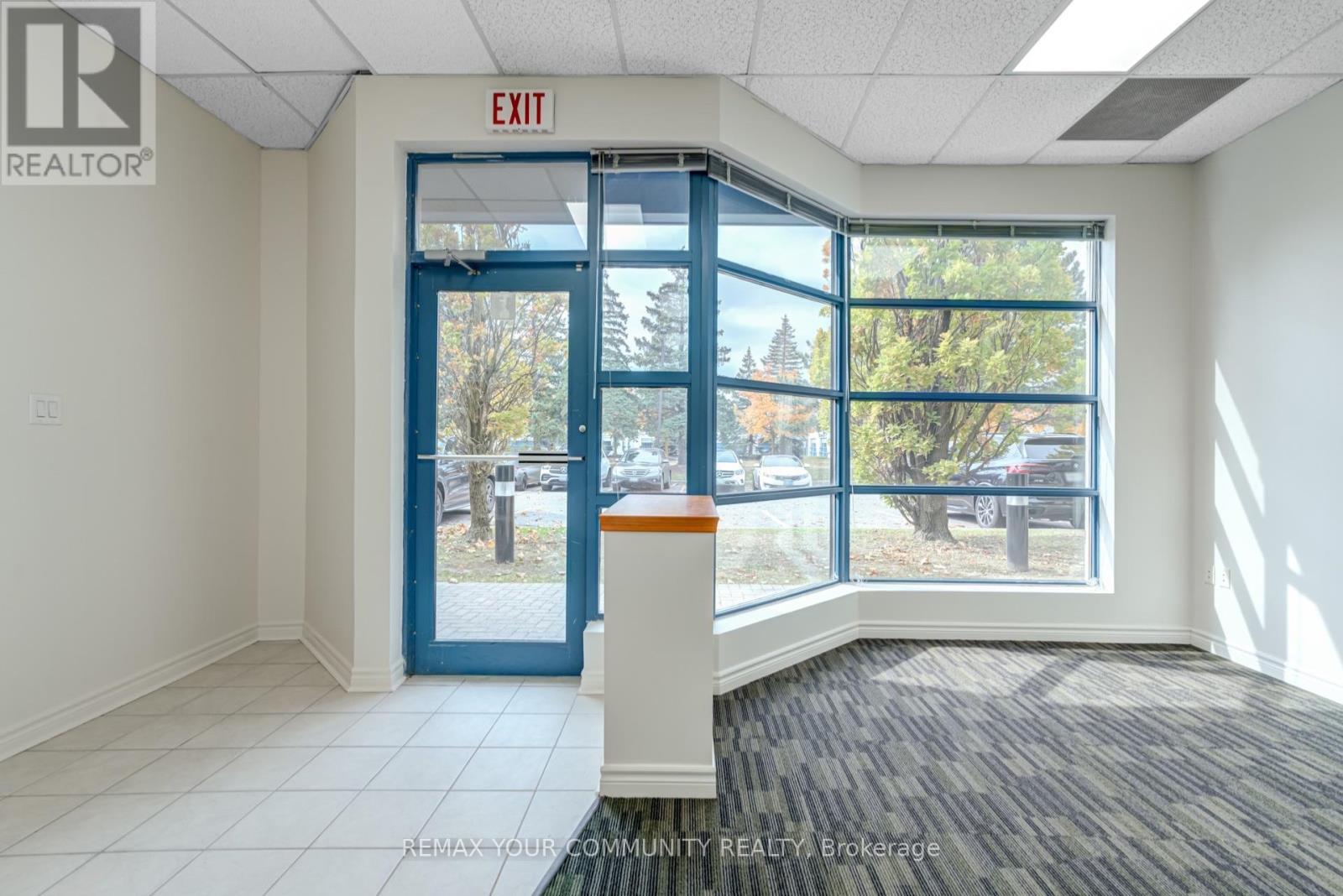 43 - 145 Royal Crest Court, Markham, Ontario  L3R 9Z4 - Photo 3 - N14034142