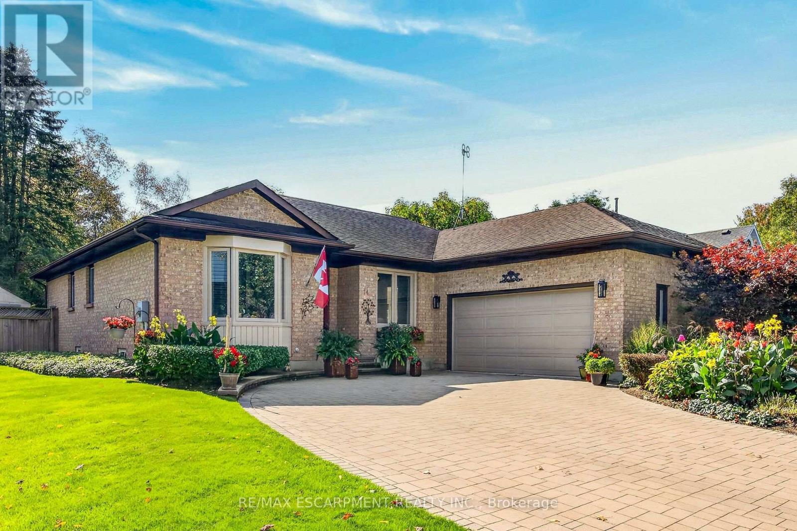 14 STEFLAR STREET, Pelham, Ontario