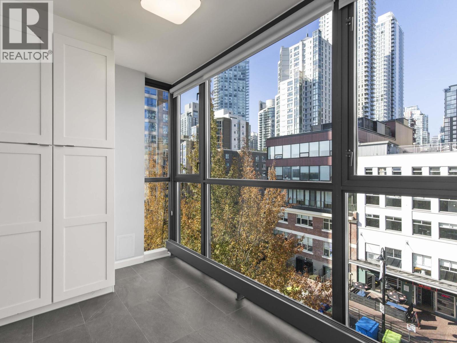 289 Drake Street, Vancouver, British Columbia  V6B 5Z6 - Photo 11 - R3175453