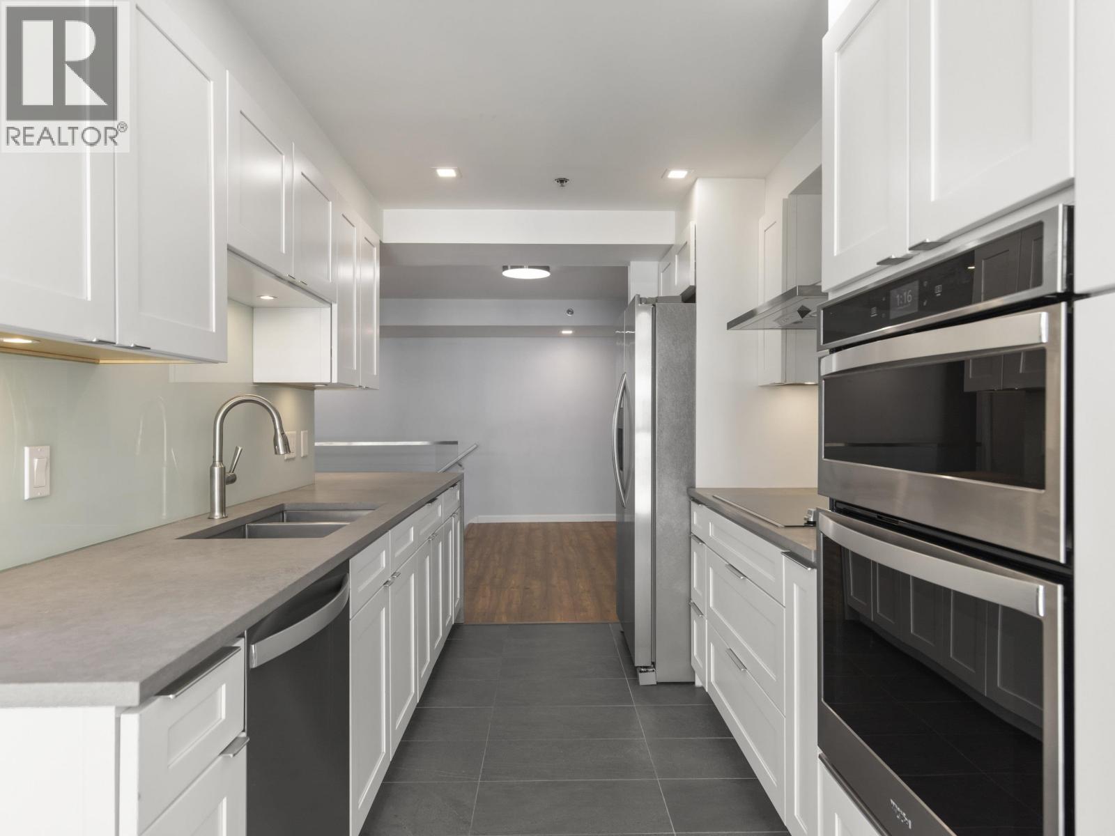 289 Drake Street, Vancouver, British Columbia  V6B 5Z6 - Photo 8 - R3175453