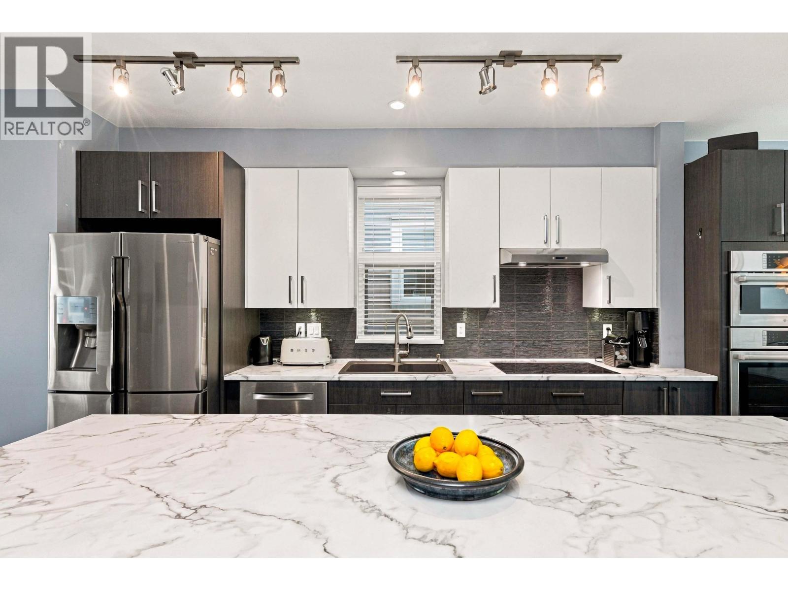 709 Premier Street, North Vancouver, British Columbia  V7J 0A5 - Photo 11 - R3175456