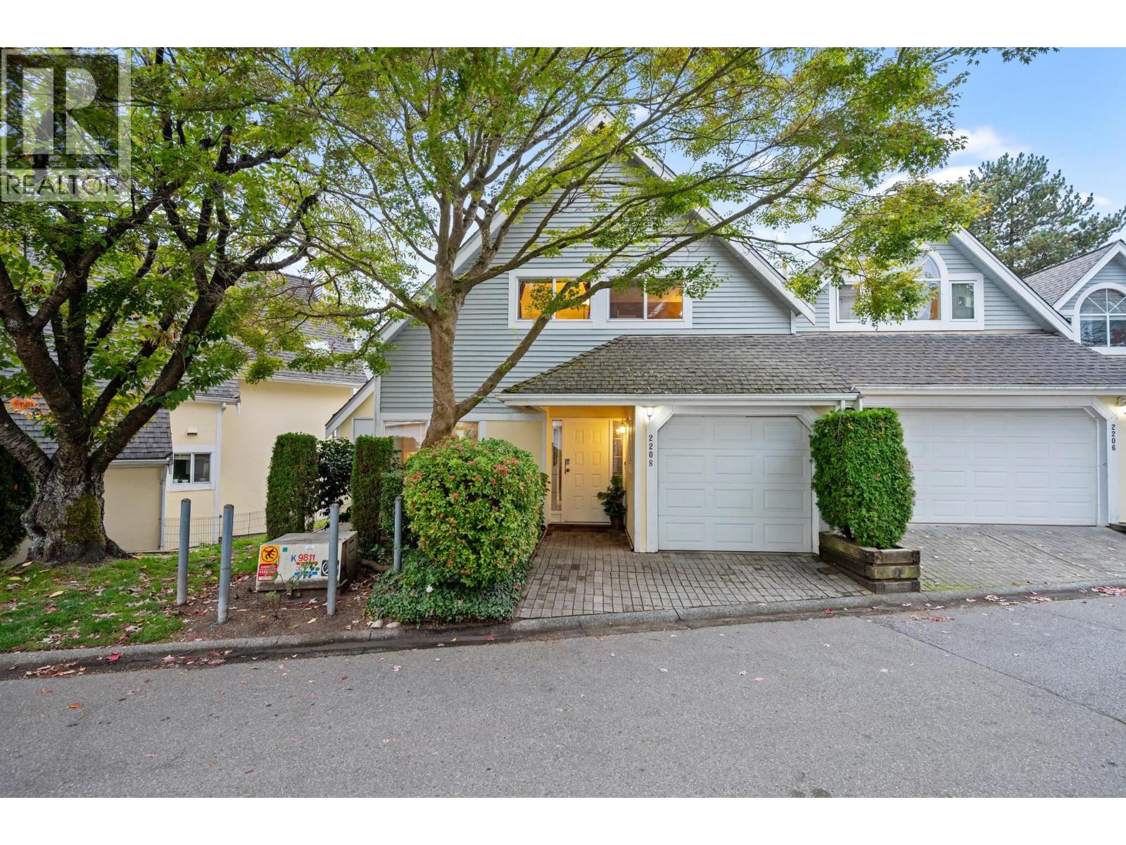 2208 PORTSIDE COURT, vancouver, British Columbia