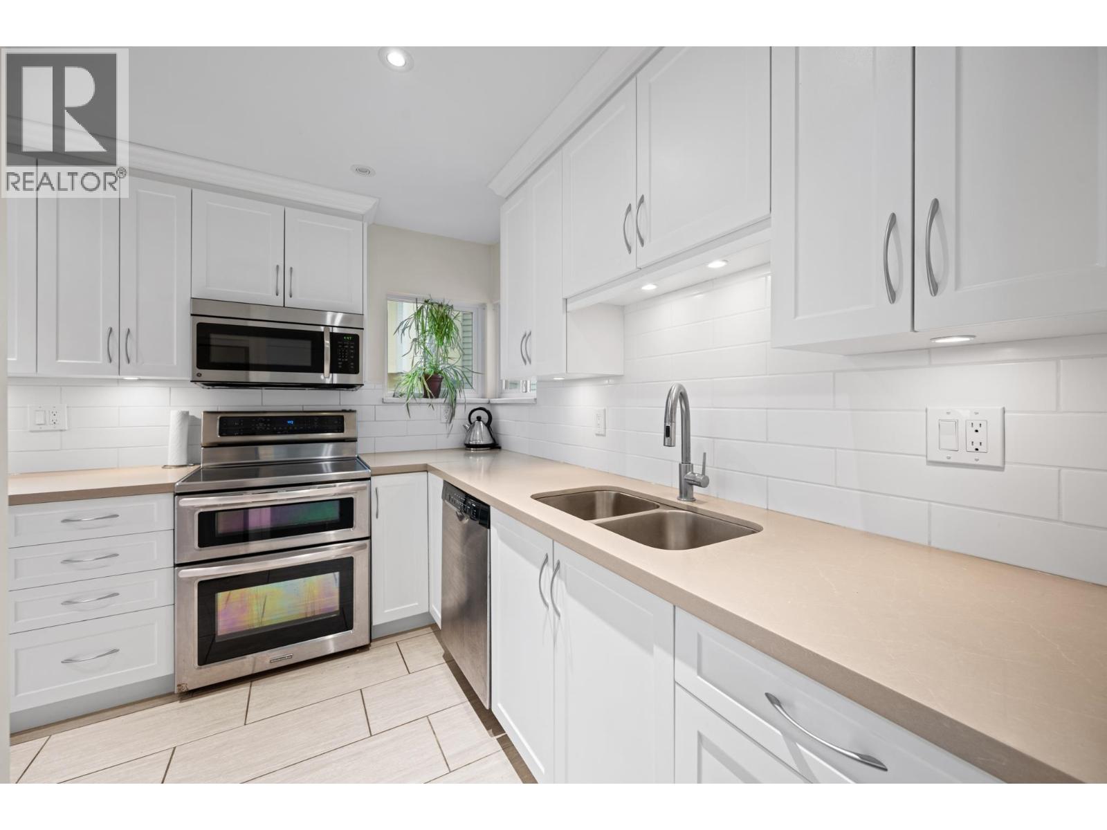 2208 Portside Court, Vancouver, British Columbia  V5P 4V1 - Photo 20 - R3175469