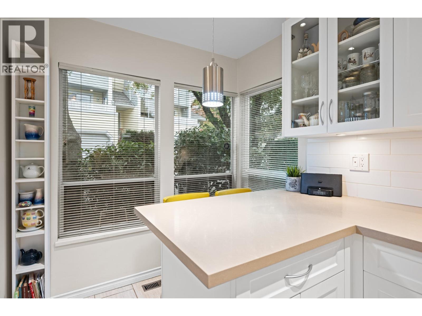 2208 Portside Court, Vancouver, British Columbia  V5P 4V1 - Photo 4 - R3175469