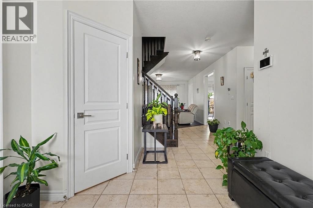 178 Bookjans Drive, Ancaster, Ontario  L9G 0E5 - Photo 6 - 40871189