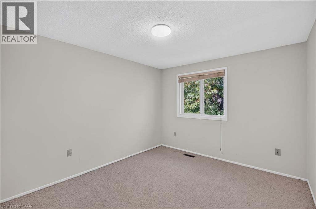 1556 Lancaster Drive Unit# 74, Oakville, Ontario  L6H 2Z4 - Photo 28 - 40871049