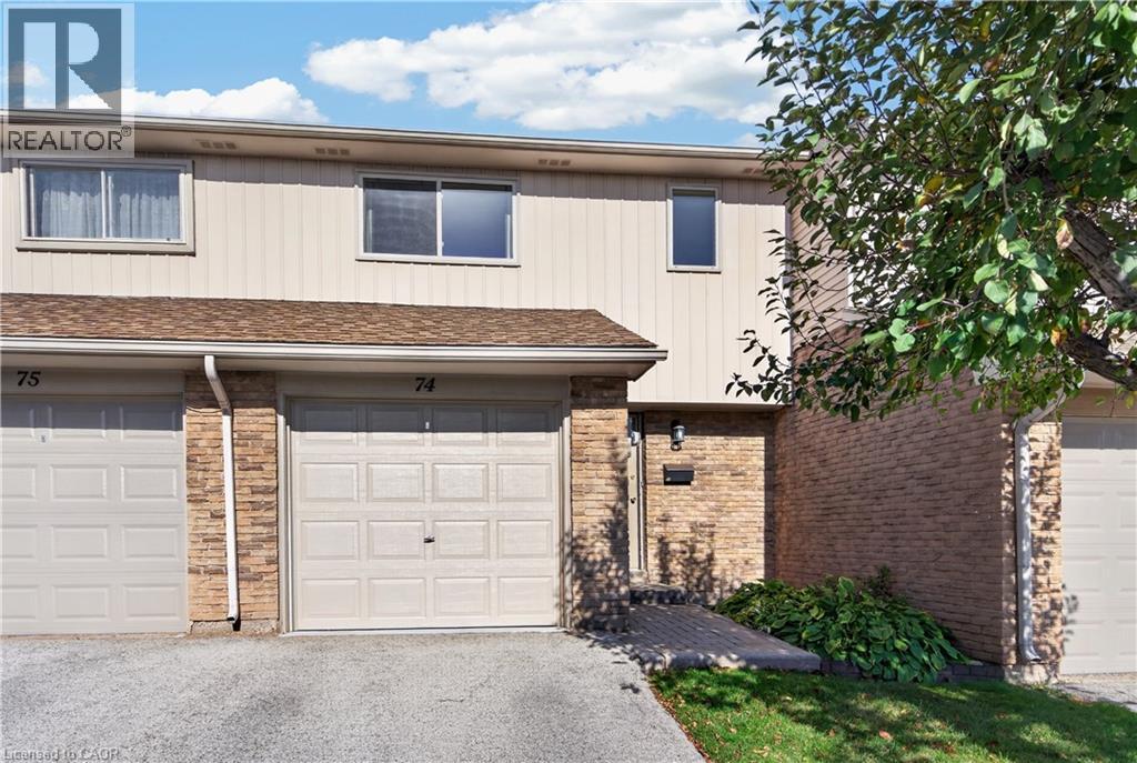 1556 Lancaster Drive Unit# 74, Oakville, Ontario  L6H 2Z4 - Photo 4 - 40871049