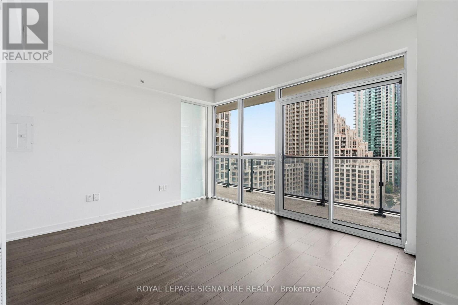 1512 - 38 Iannuzzi Street, Toronto, Ontario  M5V 0S2 - Photo 4 - C14034214