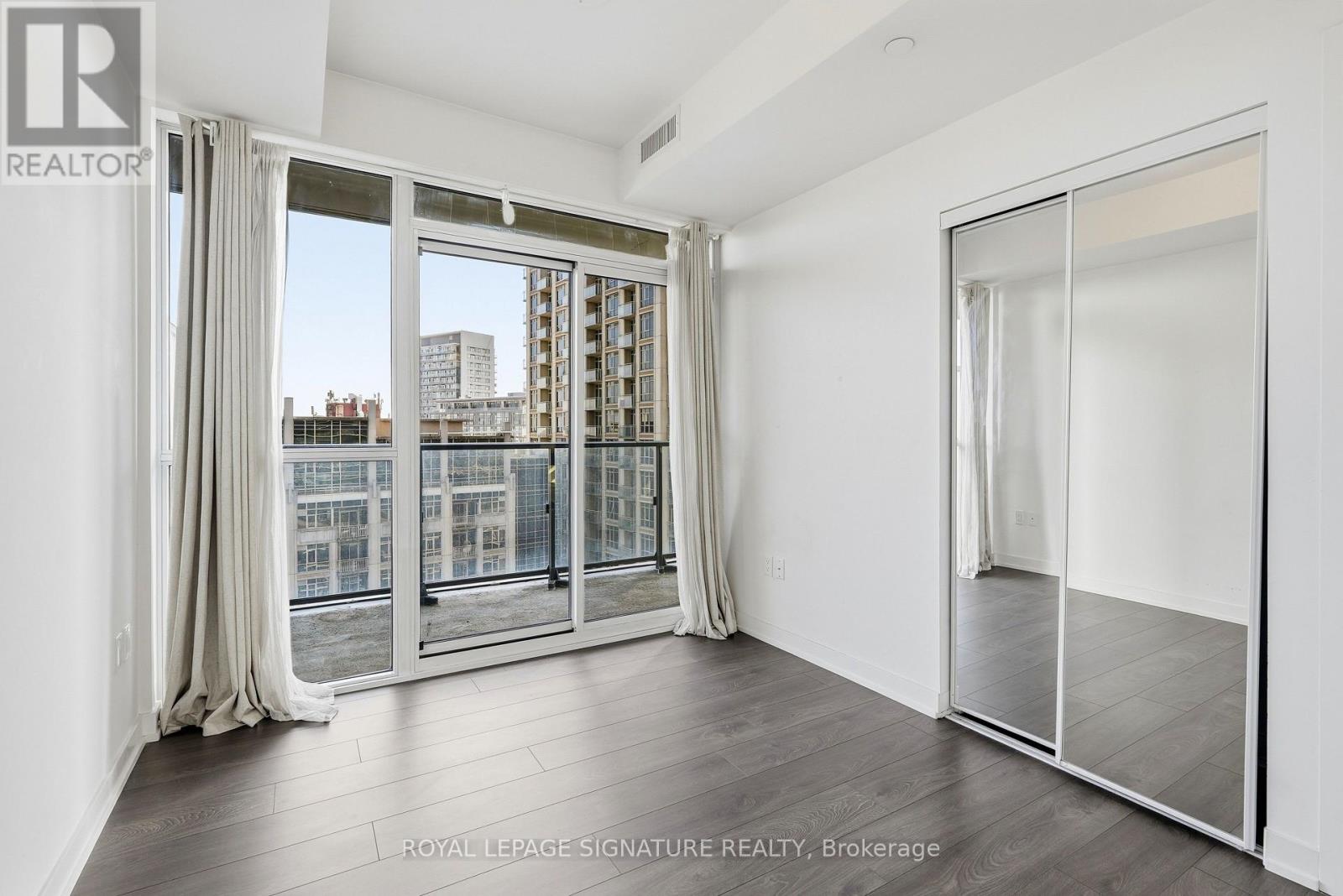 1512 - 38 Iannuzzi Street, Toronto, Ontario  M5V 0S2 - Photo 8 - C14034214