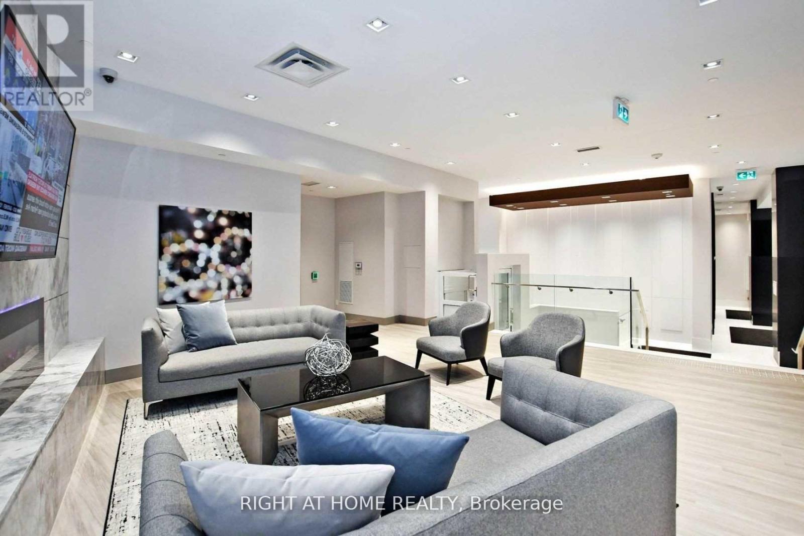 407 - 181 Bedford Road, Toronto, Ontario  M5R 0A5 - Photo 4 - C14034244
