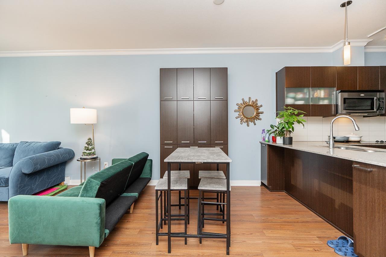 439 13321 102a Avenue, Surrey, British Columbia  V3T 1P6 - Photo 3 - R3174940