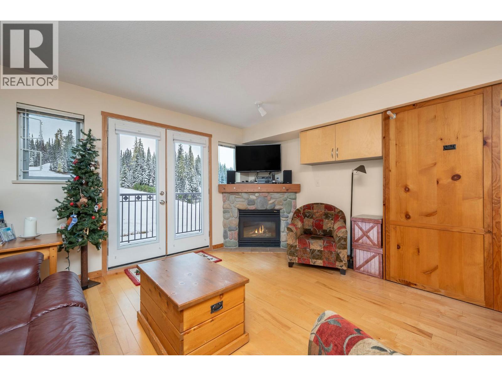 9808 Silver Star Road Unit# 202, Silver Star, British Columbia  V1B 3X4 - Photo 14 - 10402750