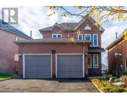 39 CHISWICK CRESCENT, Aurora, Ontario
