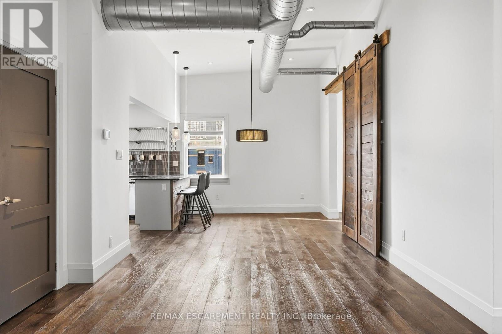4 - 172 1/2 James Street N, Hamilton, Ontario  L8R 2L1 - Photo 4 - X13783078