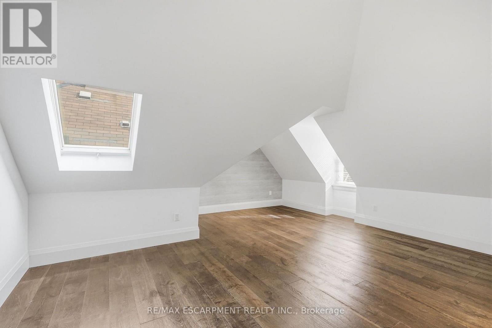 4 - 172 1/2 James Street N, Hamilton, Ontario  L8R 2L1 - Photo 25 - X13783078