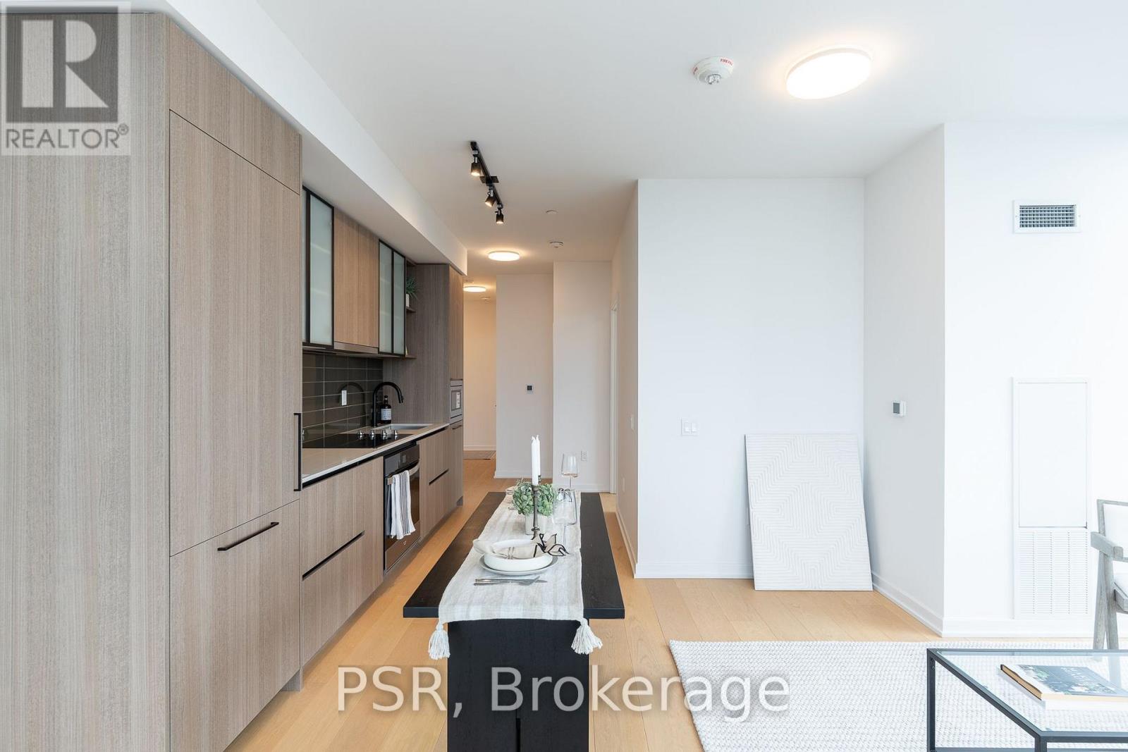 2410 - 10 Graphophone Grove, Toronto (Dovercourt-Wallace Emerson-Junction), Ontario  M6H 0E5 - Photo 16 - W14034206