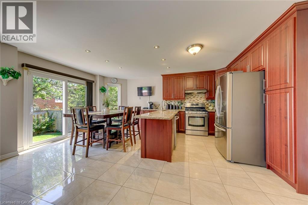 2442 Wynten Way, Oakville, Ontario  L6J 7K9 - Photo 12 - 40871109