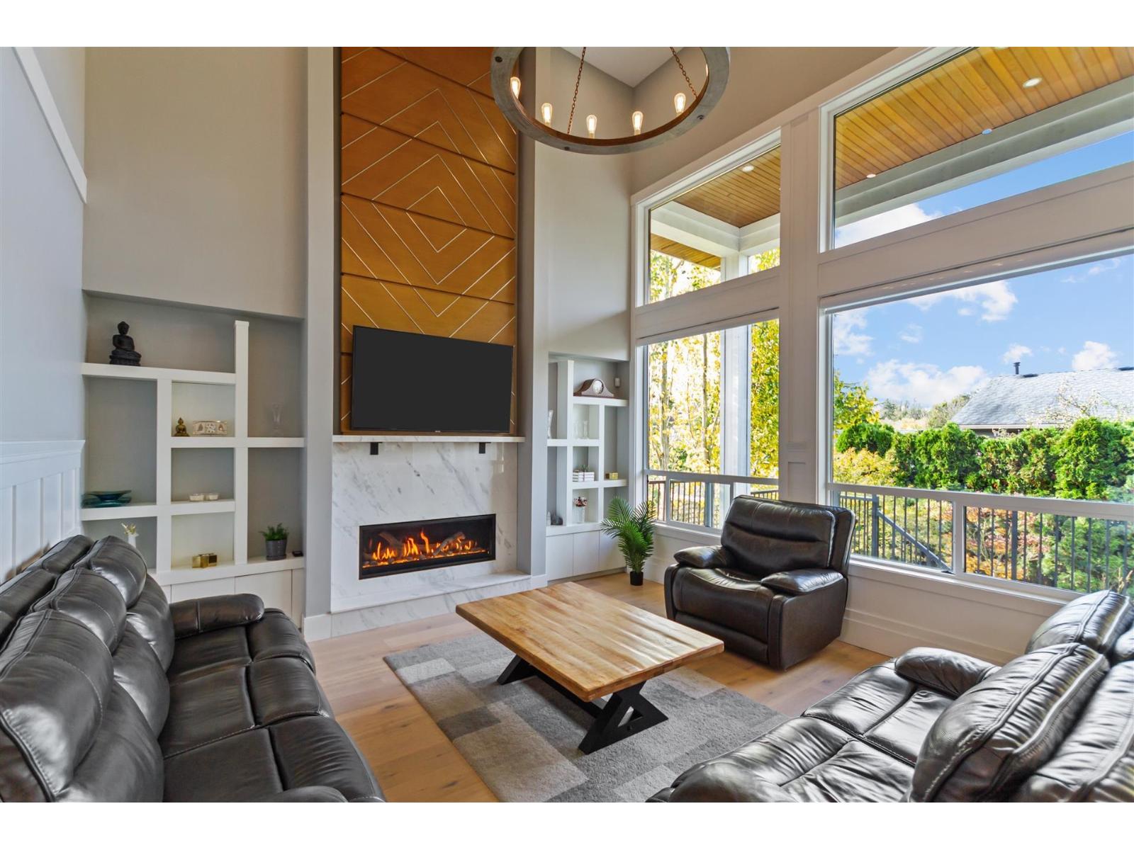 1843 142 Street, Surrey, British Columbia  V4A 6V3 - Photo 3 - R3175490