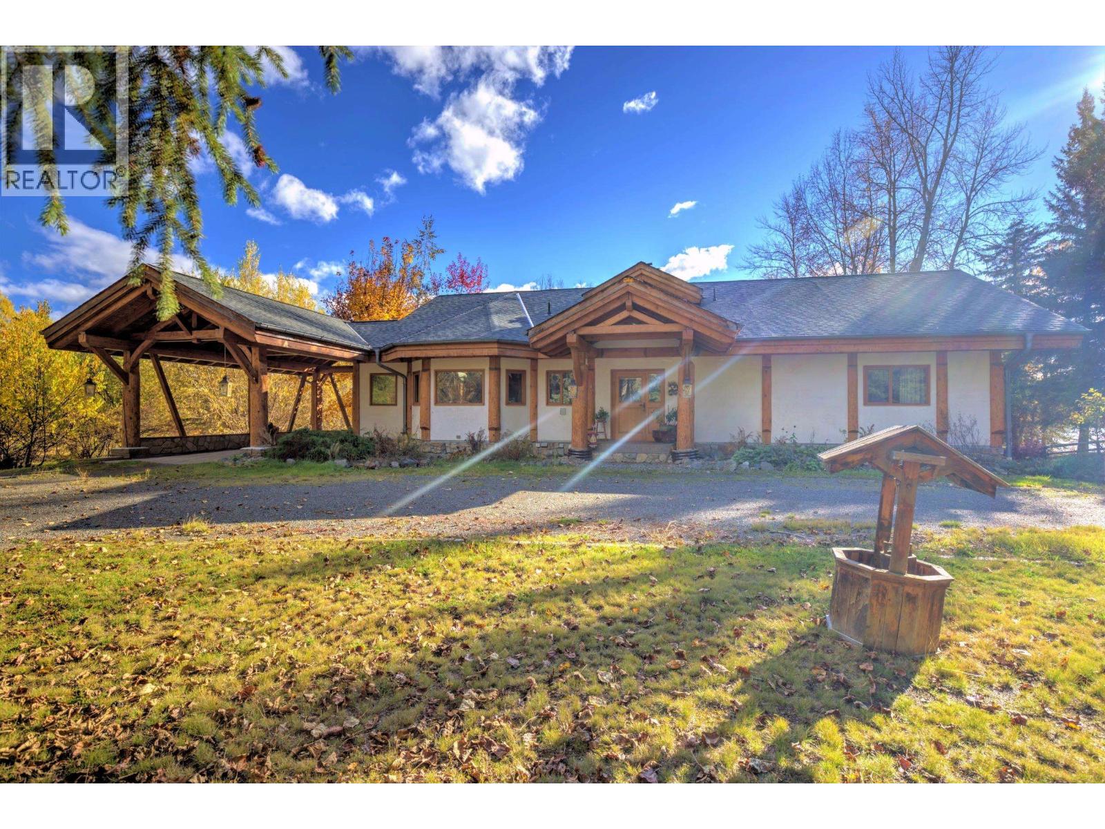 5726 WALTERS DRIVE