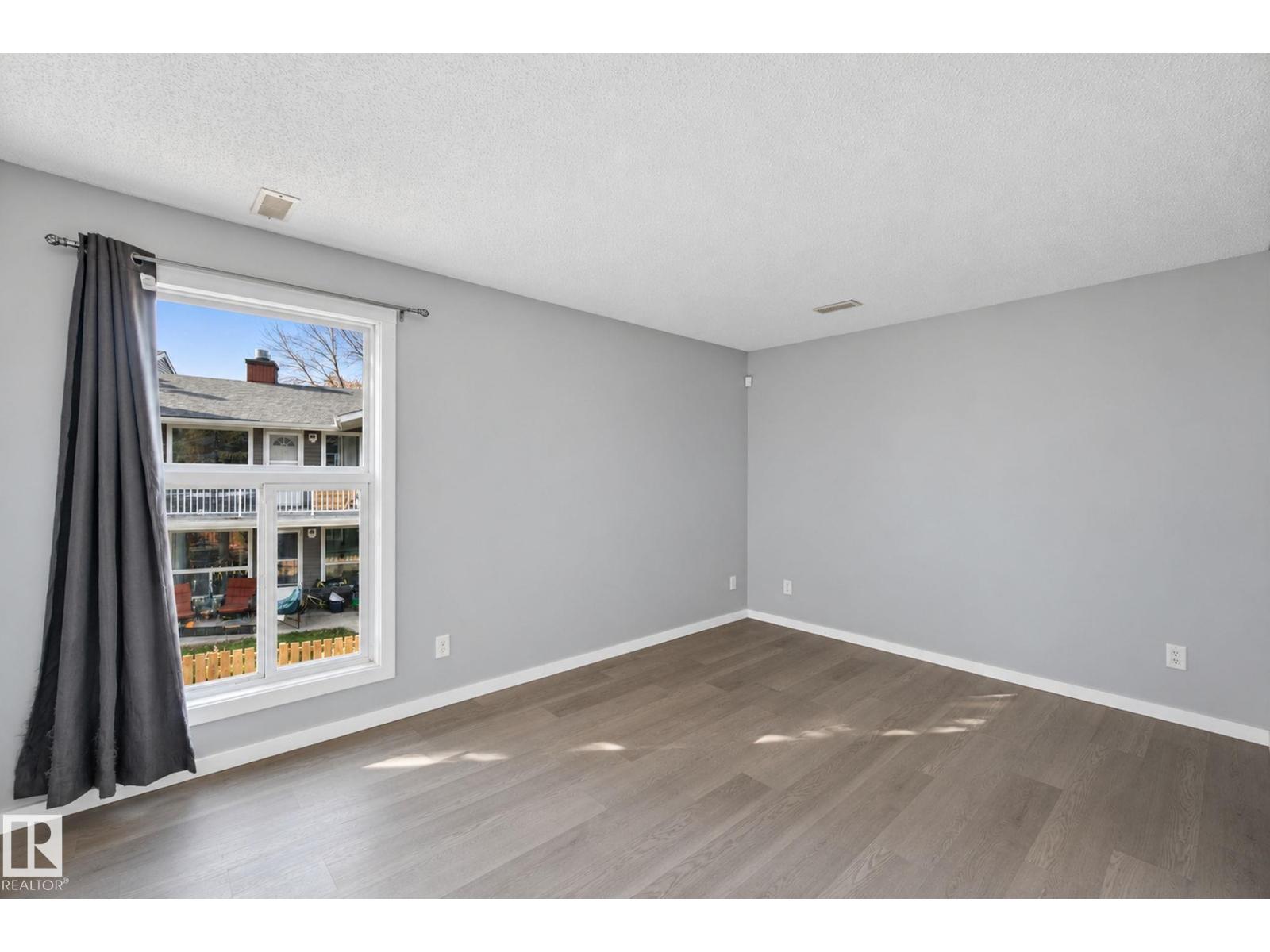 39 3111 142 AV NW