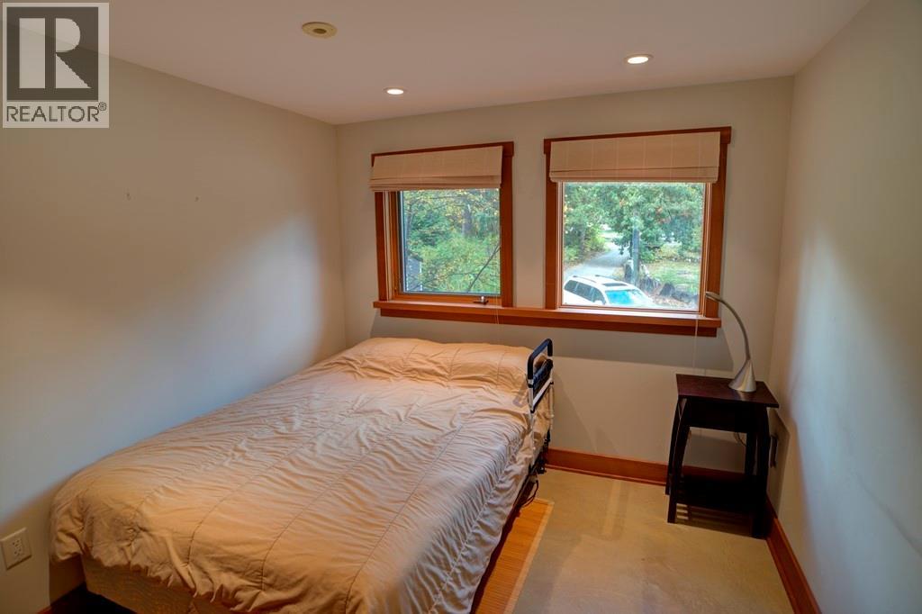 4662 Crescent Road, Nelson, British Columbia  V1L 6N3 - Photo 17 - 10403456